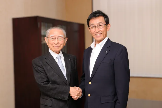 社長交代（2015年）